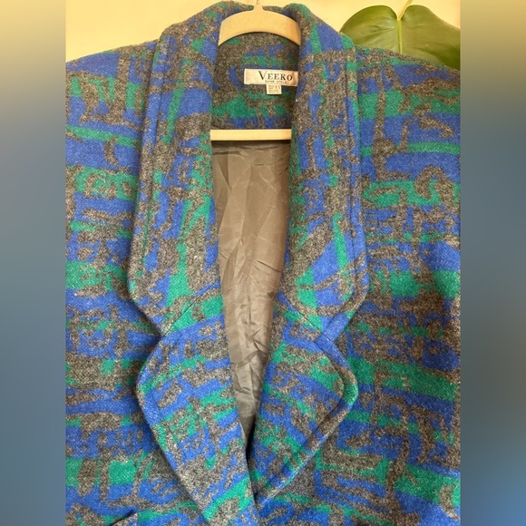 Vintage Abstract Long Coat - Picture 2 of 8